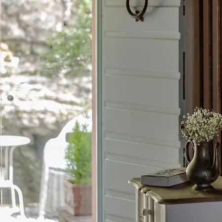 B-happy Villa's Villa Buti