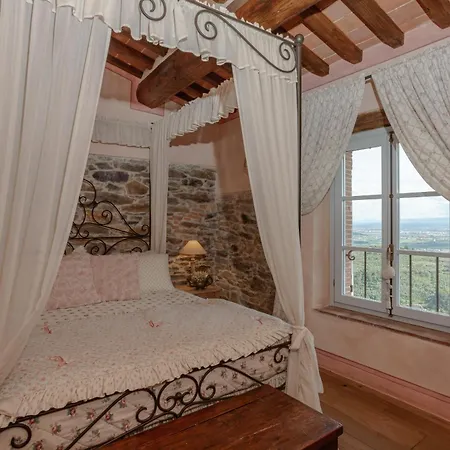 B-happy Villa's Villa Buti