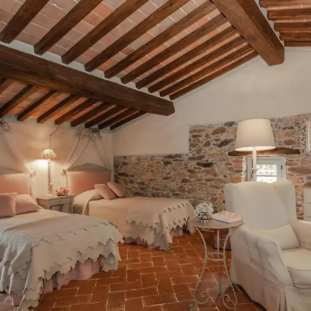 B-happy Villa's Villa *