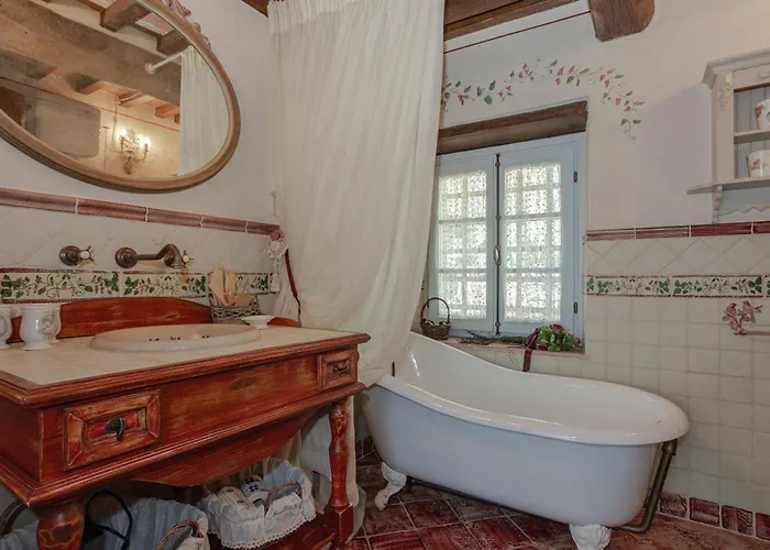 B-happy Villa's Buti