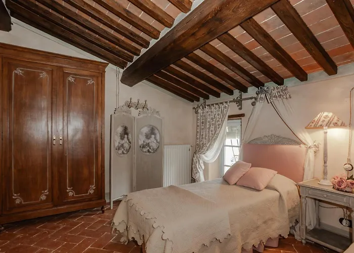 B-happy Villa's * Buti